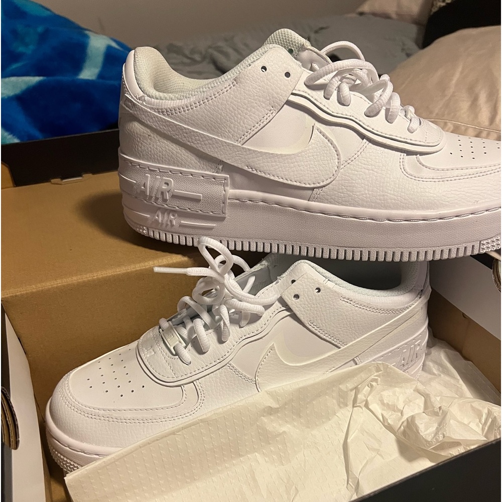 Women’s Air Force 1 Shadow!